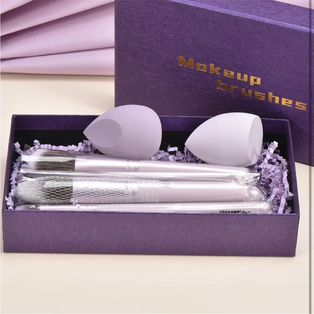 Makeup Brush Set with blending Sponges